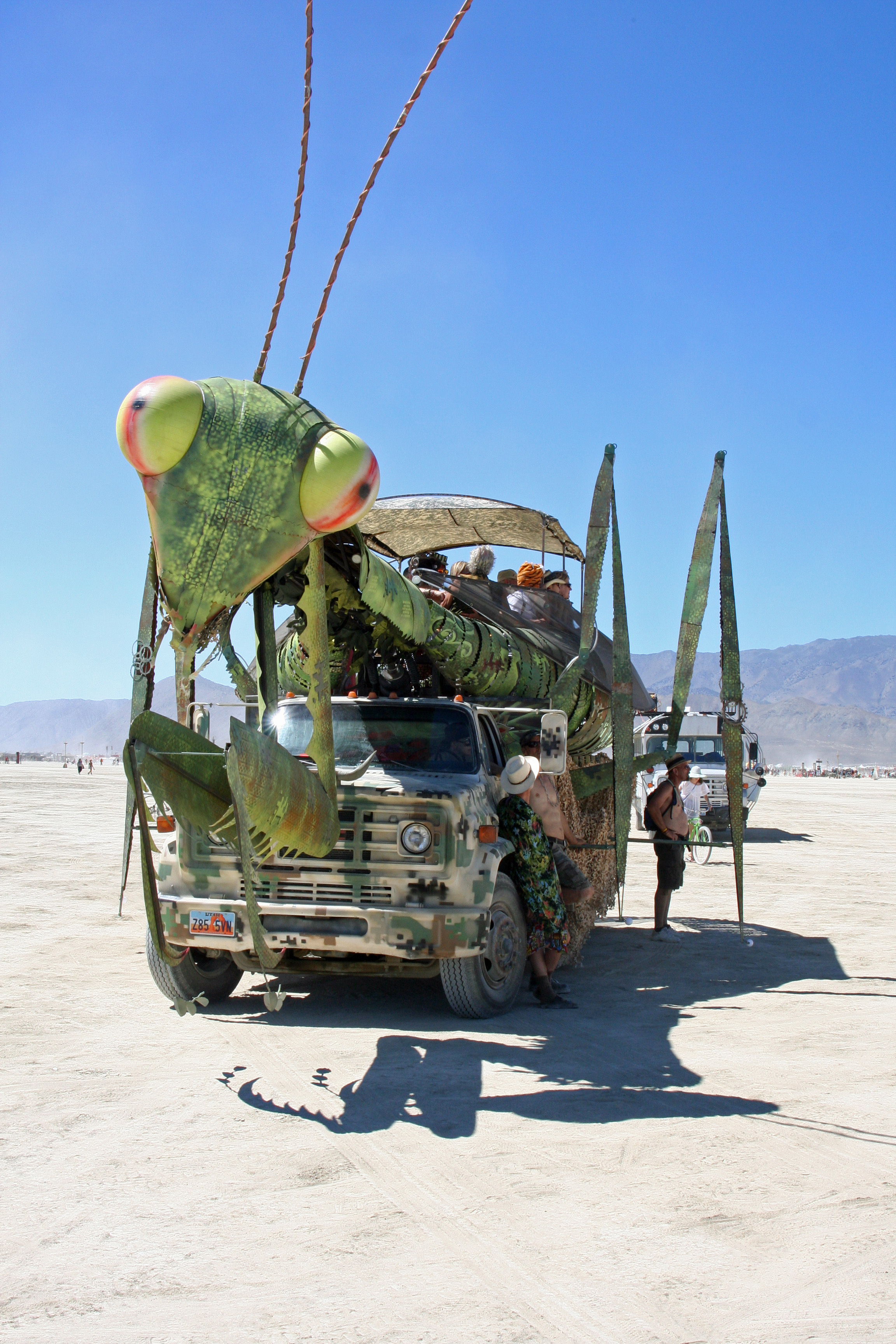 Checking out the hundreds of mutant vehicles at Burning Man is definitely entertainemnt and could take up much of your week. 